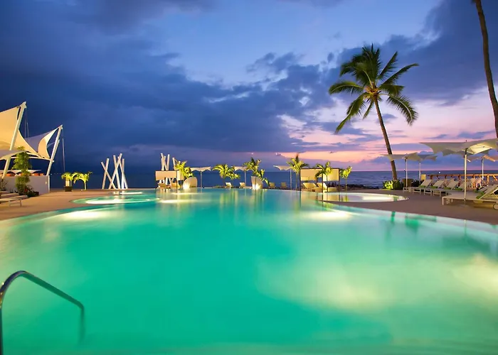 Boutique hotel only: Krystal Grand Puerto Vallarta (Adults Only)