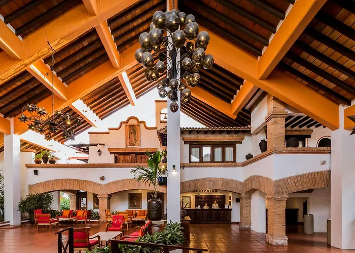 Airport Hotel: Hacienda Buenaventura Hotel & Mexican Charm